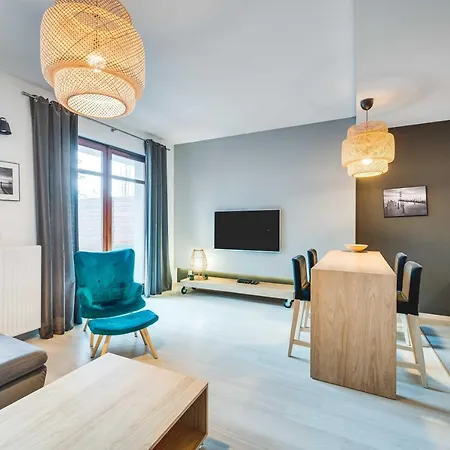 Apartman Greenwood With Terrace - Neptun Park By Oneapartments Gdańsk