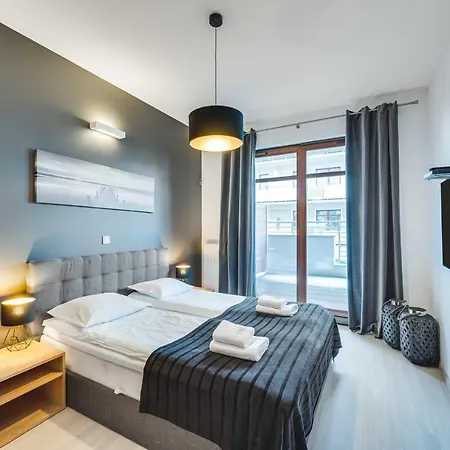 Greenwood With Terrace - Neptun Park By Oneapartments 아파트 그단스크